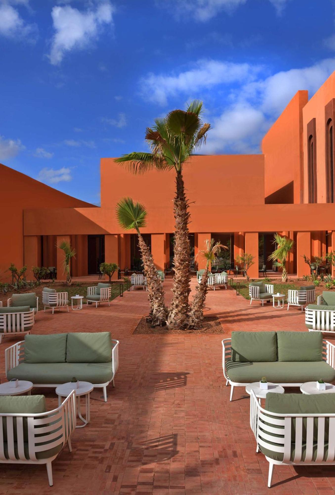 Benguerir Doubletree By Hilton Ben Guerir Hotel & Residences מראה חיצוני תמונה