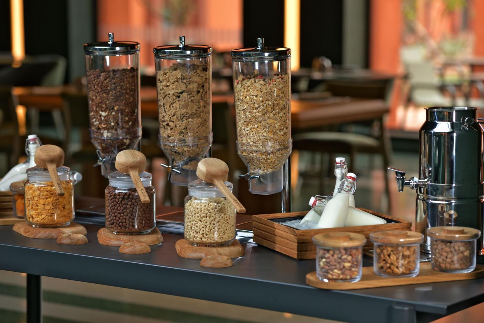 Benguerir Doubletree By Hilton Ben Guerir Hotel & Residences מראה חיצוני תמונה